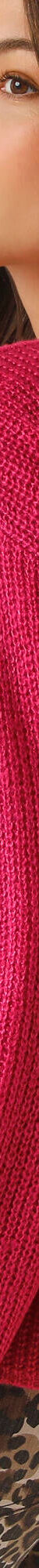 Pull loose, manches longues et larges, maille anglaise (fuchsia) Pull loose, manches longues et larges, maille anglaise (fuchsia)